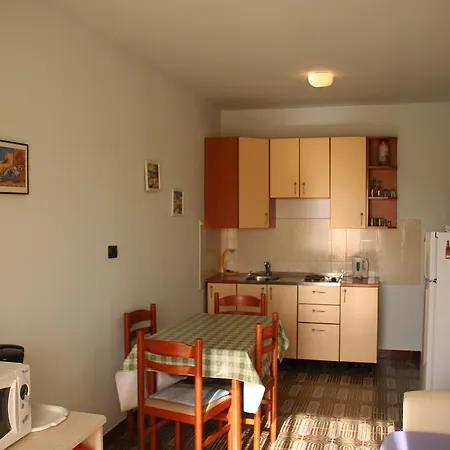 Apartments Villa Falcon Funtana Exteriér fotografie