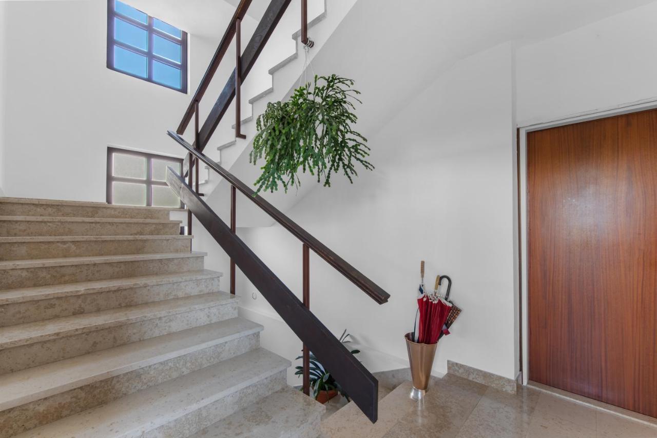 Apartment Falcon Funtana